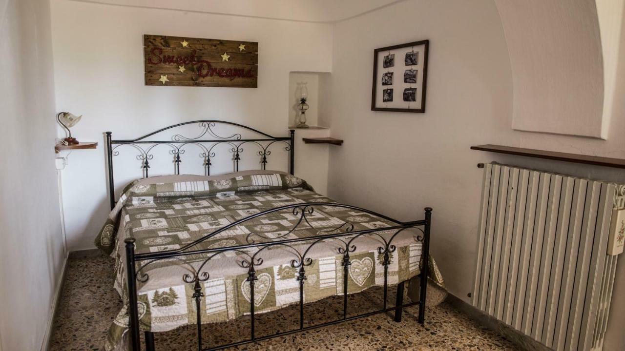 הוילה מרטינה פרנקה La Grande Bellezza Trulli מראה חיצוני תמונה